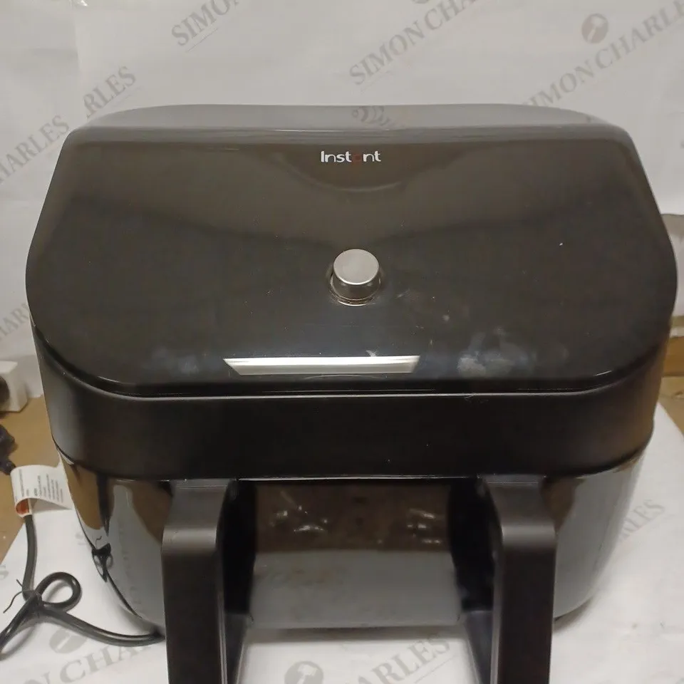 INSTANT VORTEX PLUS VERSAZONE-8.5L DIGITAL HEALTH AIR FRYER, BLACK