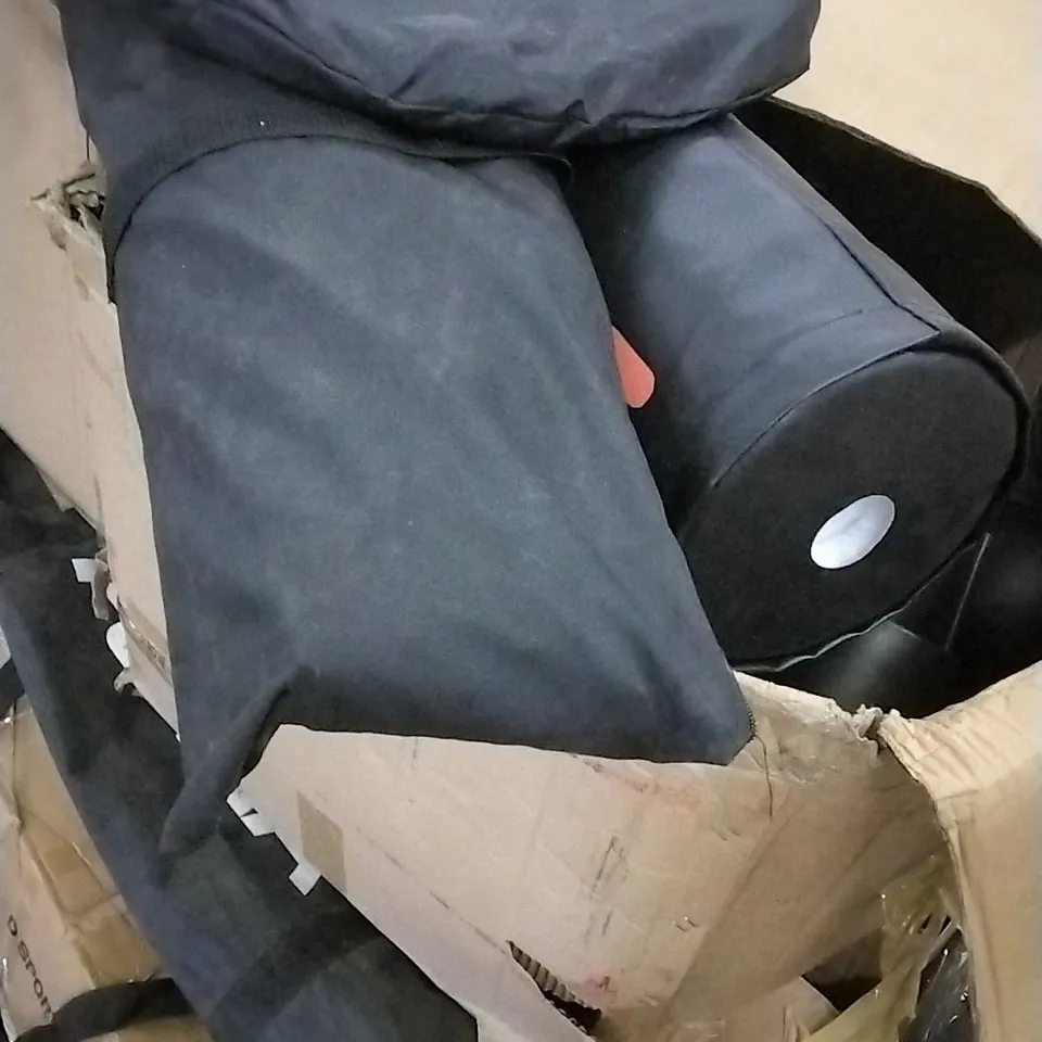 PALLET OF APPROXIMATELY 8 ASSORTED ITEMS TO INCLUDE- METIS PUNCHING BAG - POP UP MANNEQUINS- KETTLE BELL RACK ECT