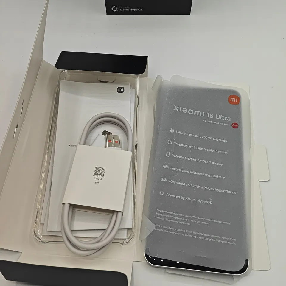 BOXED XIAOMI 15 ULTRA 16/512GB IN SILVER CHROME - 25010PN30G