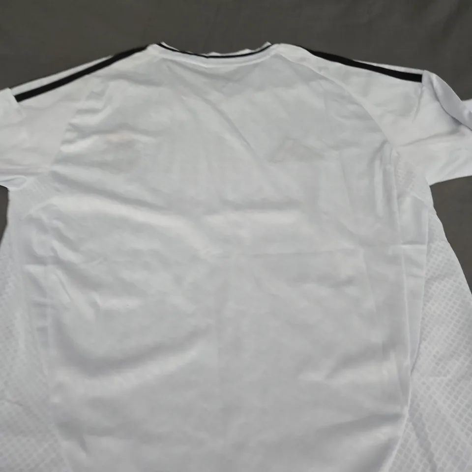 REAL MADRID FC HOME JERSEY SIZE SMALL