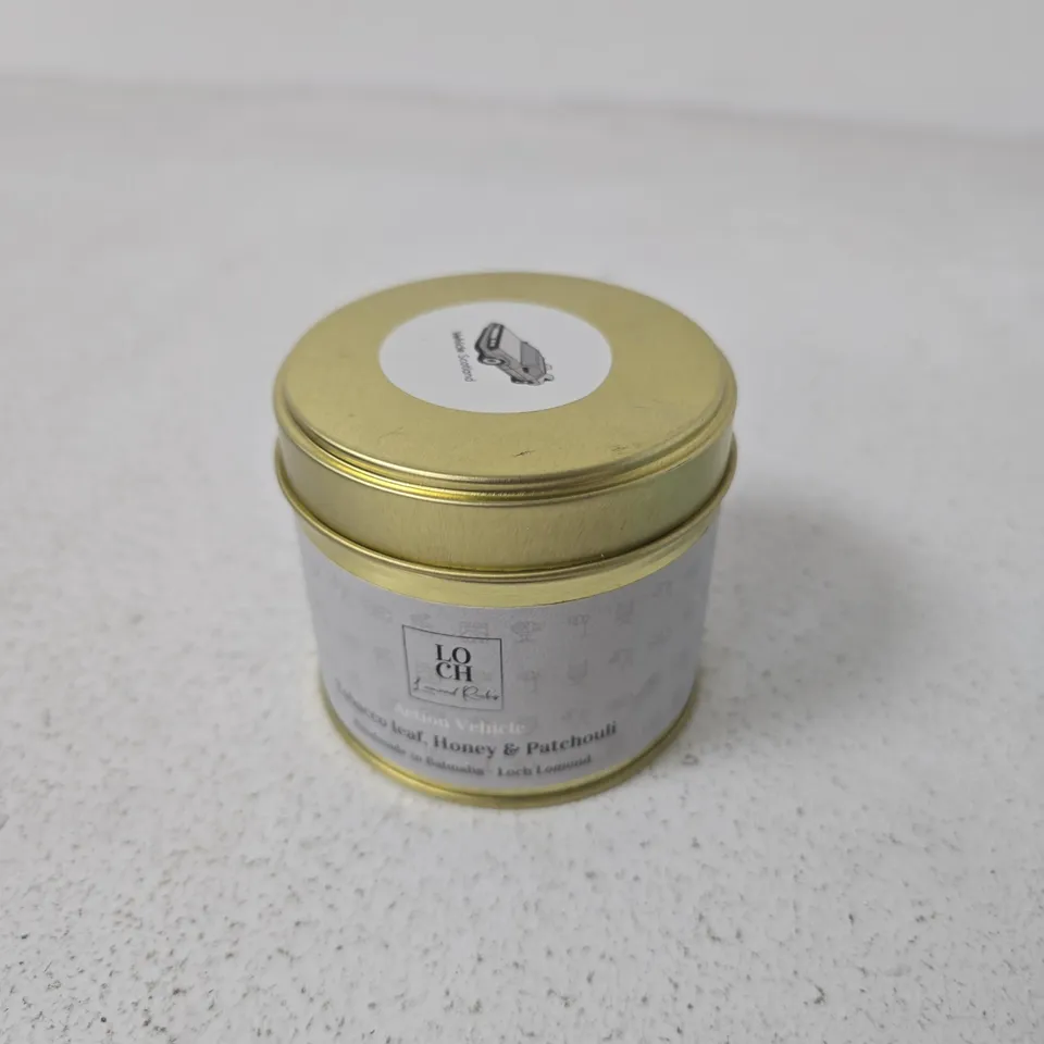 APPROXIMATELY 10 ASSORTED ITEMS INCLUDING PARTY CANDLES AND LOCH SCENTED CANDLE