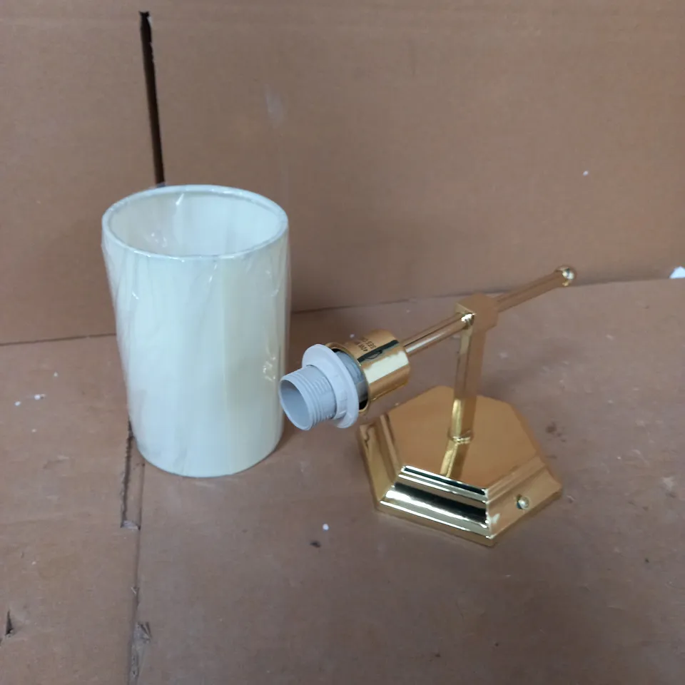 DAR KLEMENS GOLD/CREAM WALL LIGHT