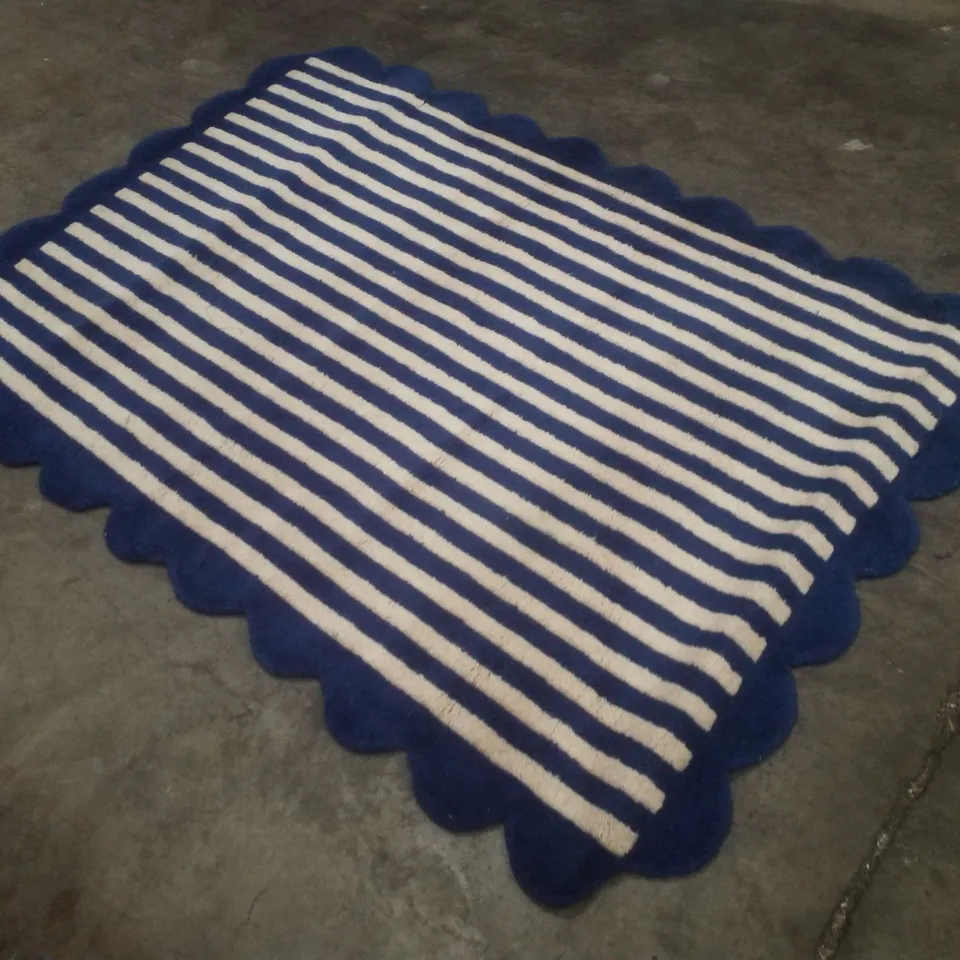 QUALITY DESIGNER AREA RUG APPROXIMATELY 120×165CM