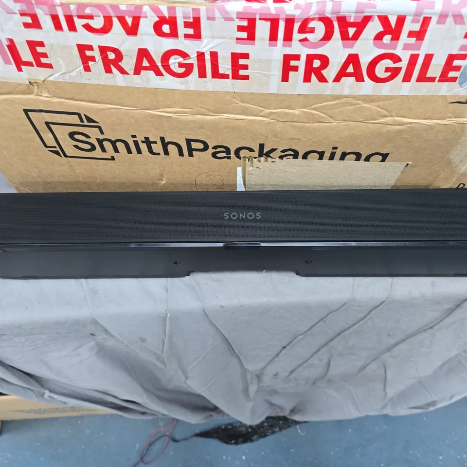 SONOS SOUNDBAR – BLACK 