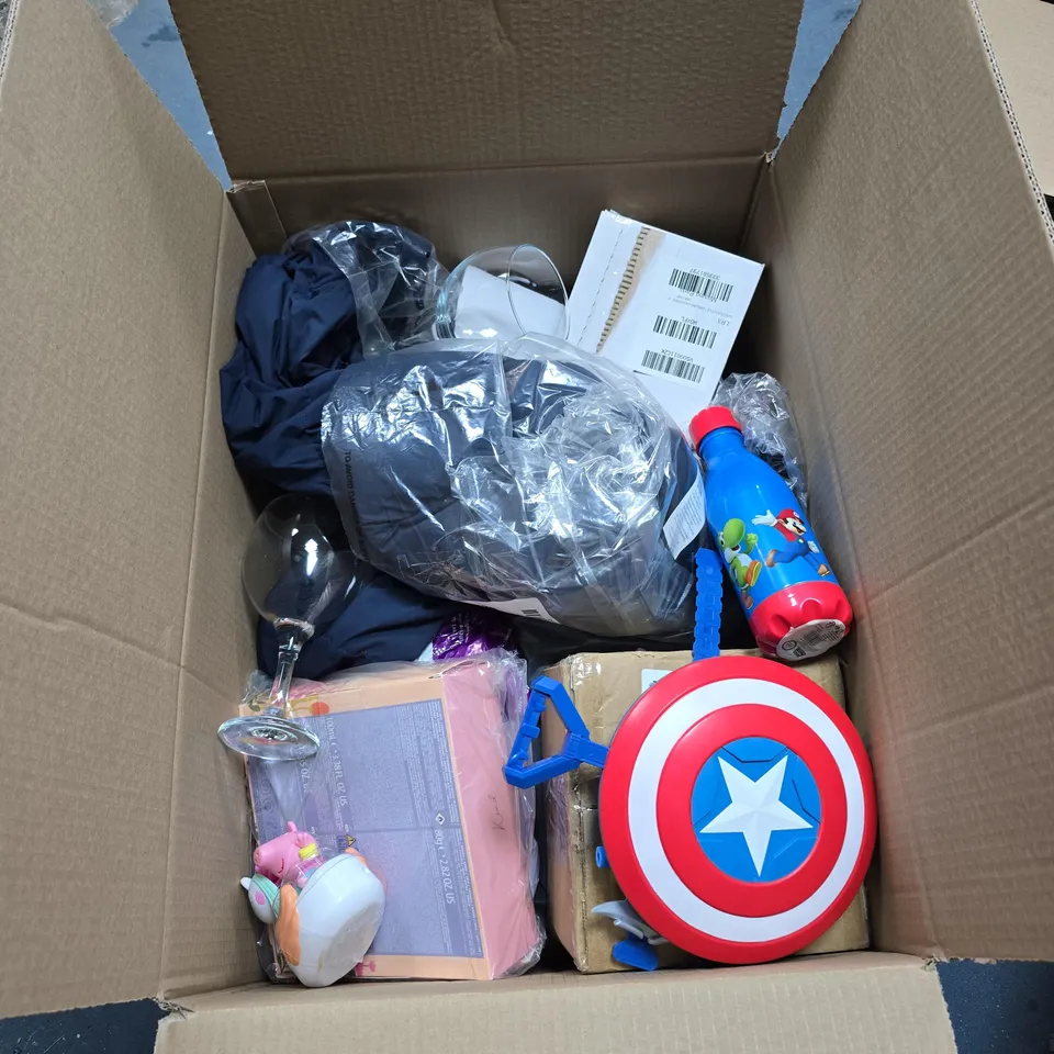 BOX OF APPROXIMATELY 15 ASSORTED HOUSEHOLD ITEMS TO INCLUDE CAPTAIN AMERICA SHIELD, LARGE GLASSES, SUPER MARIO TOY, PEPPA PIG TOY ETC