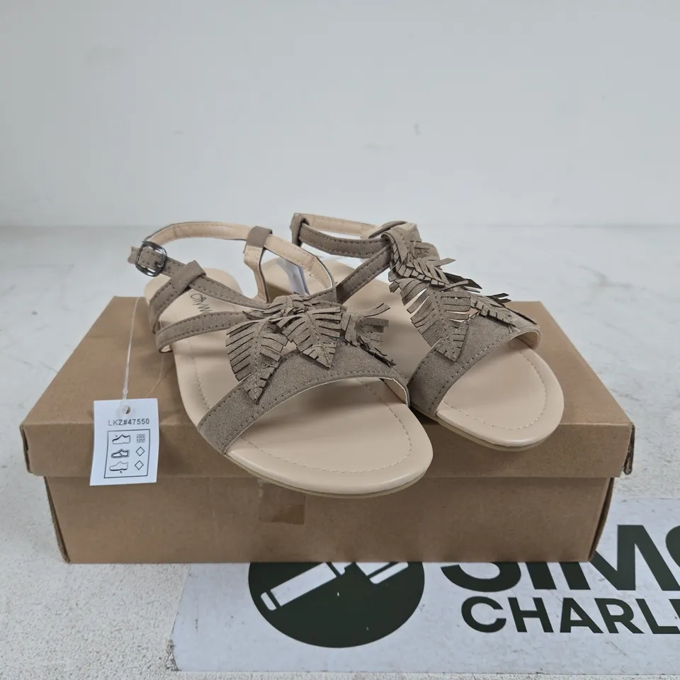 CITY WALK SANDALS BROWN SIZE 37 BOXED