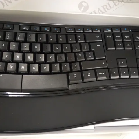 MICROSOFT SCULPT COMFORT DESKTOP KEYBOARD SET