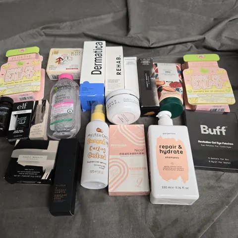 APPROXIMATELY 12 ASSORTED HEALTH & BEAUTY PRODUCTS TO INCLUDE PLOUSE DRIVE ME BALMY, THE BLACK STUFF IRISH SOAP, AND FENTY BEAUTY POWDER FOUNDATION ETC.