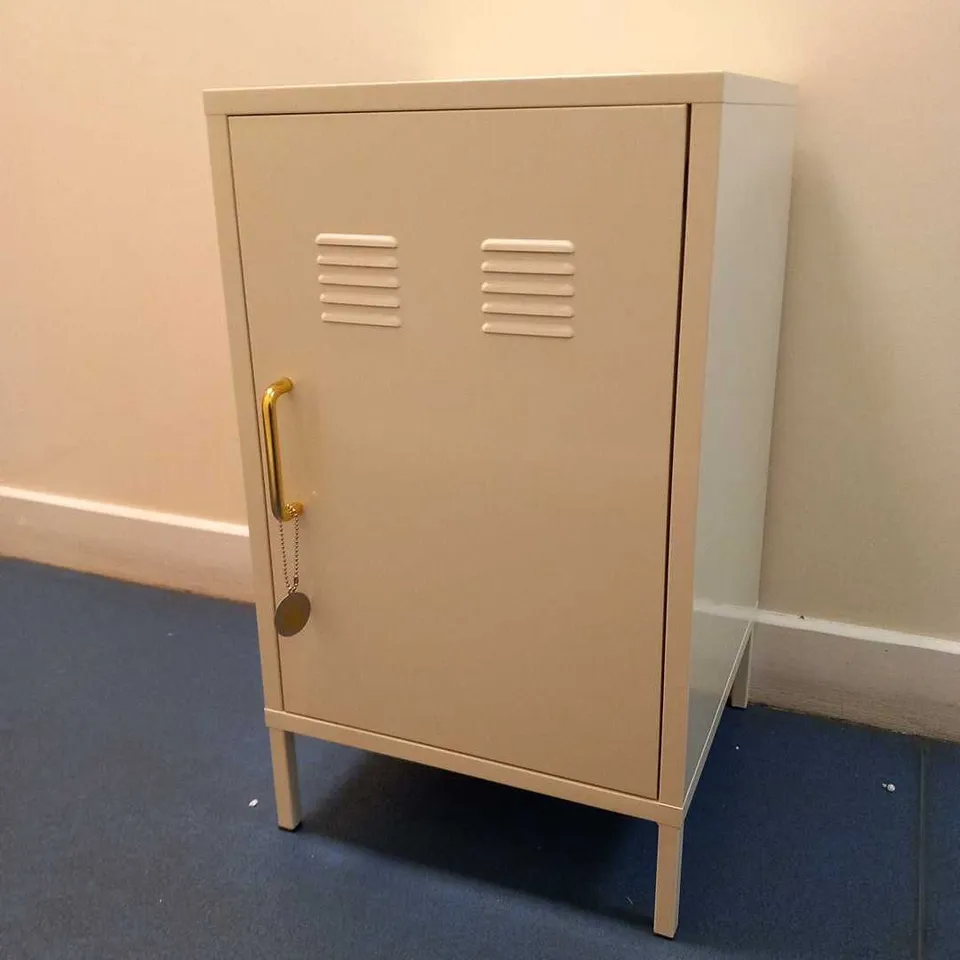 BRAND NEW BOXED BUNDLEBERRY BY AMANDA HOLDEN SINGLE STORAGE LOCKER