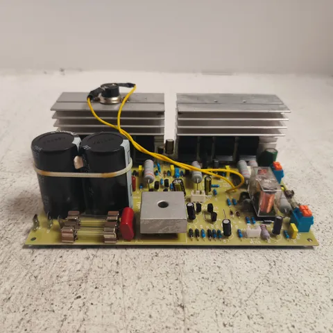 ASHDOWN ENGINEERING 500 WATT BASE MAGNIFIER OUTPUT