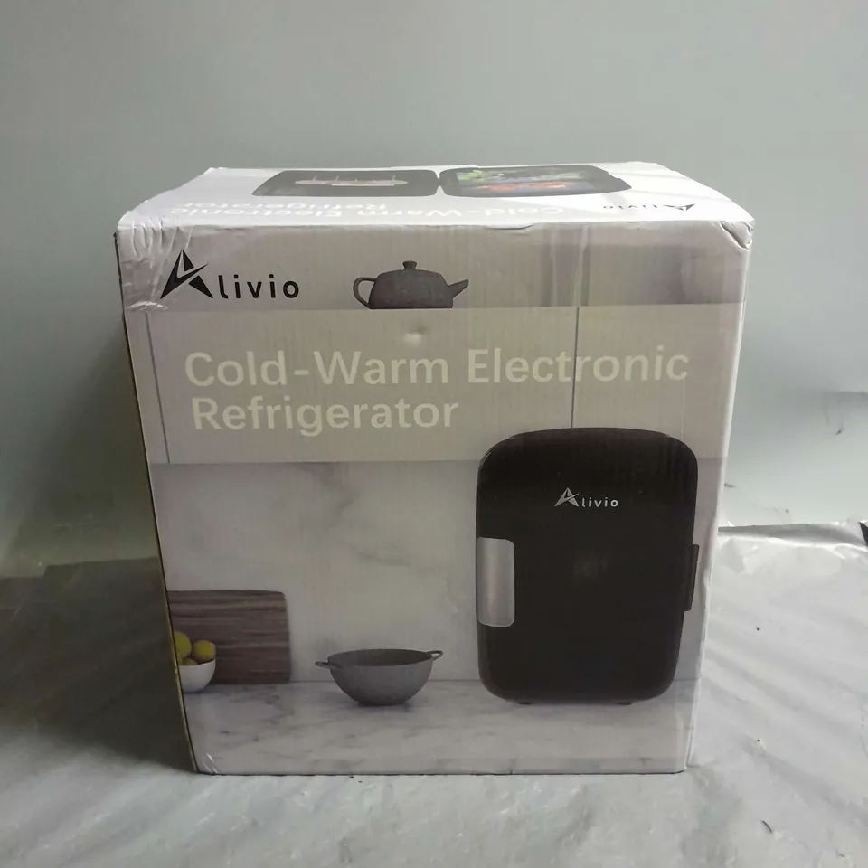 BOXED ALIVIO COLD-WARM PORTABLE ELECTRONIC REFRIDGERATOR 4L IN BLACK