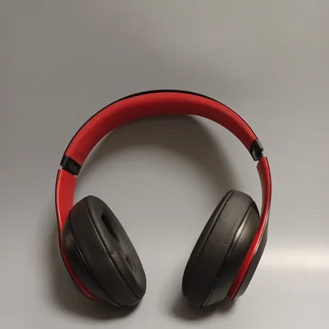 BEATS STUDIO 3 WIRELESS HEADPHONES