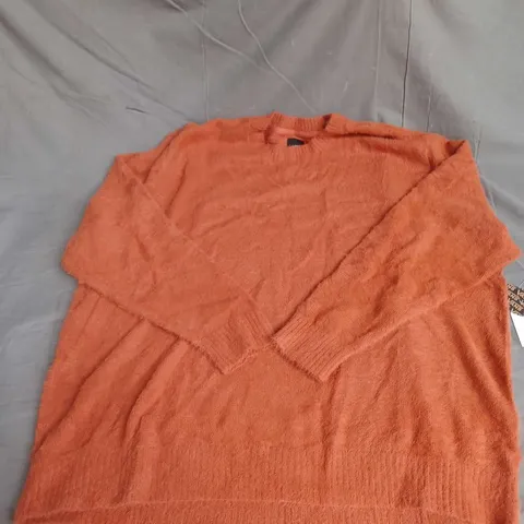 VANS ELMSFORD SOLID KNIT SWEATER IN ORANGE SIZE L