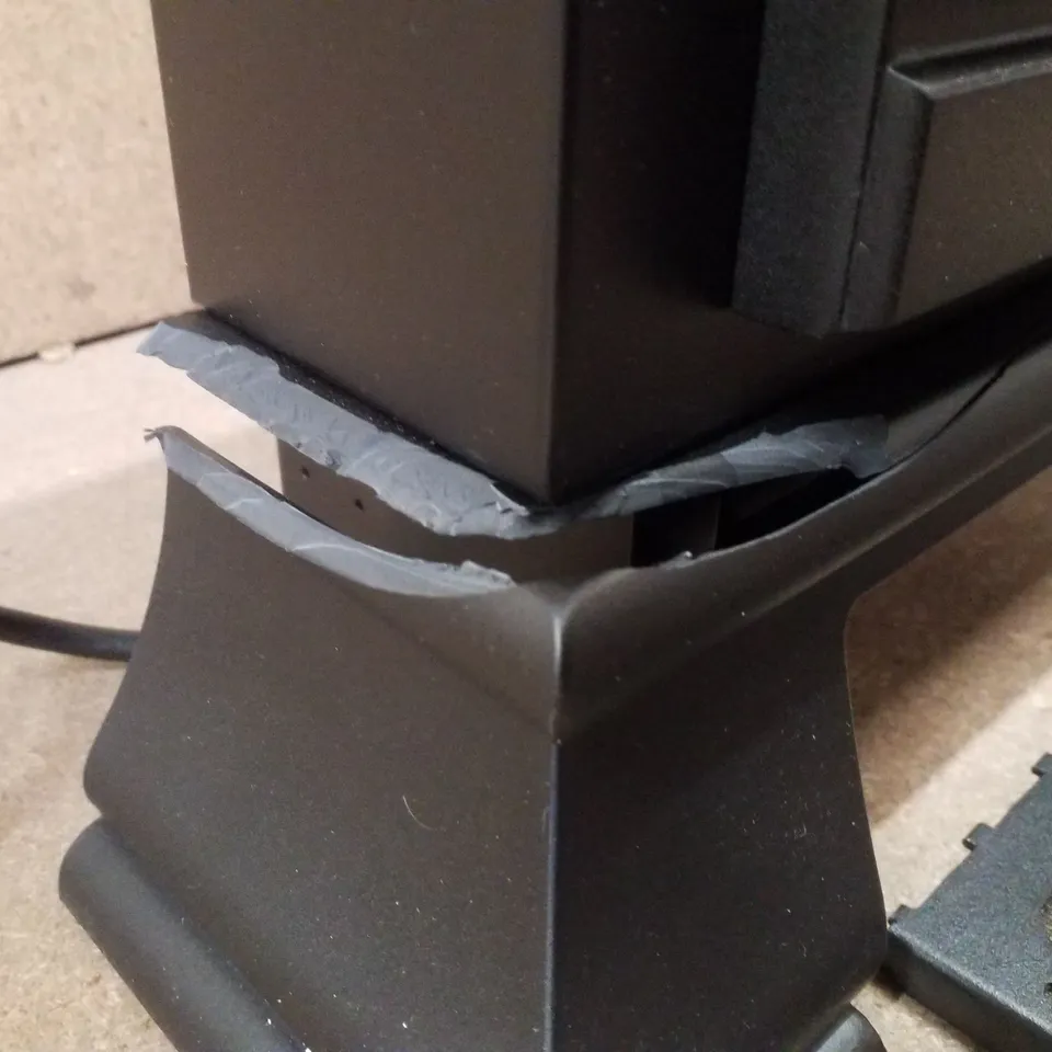 BOXED BE MODERN ELECTRIC HEATER 