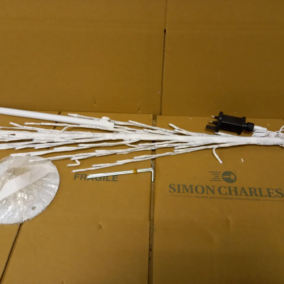 4FT LIT FLAT WHITE TREE - MULTI PASTEL RRP £49.99