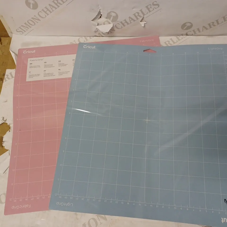FABRICGRIP CUTTING MAT - LOT OF 2