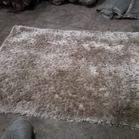 QUALITY DESIGNER AREA RUG - APPROXIMATELY 160×230CM