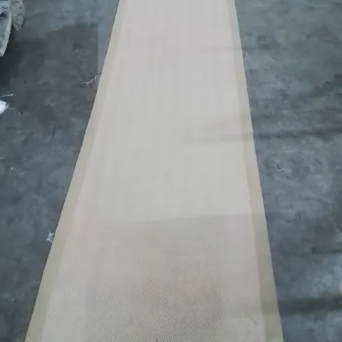 QUALITY DESIGNER AREA RUG - APPROXIMATELY 300X90CM