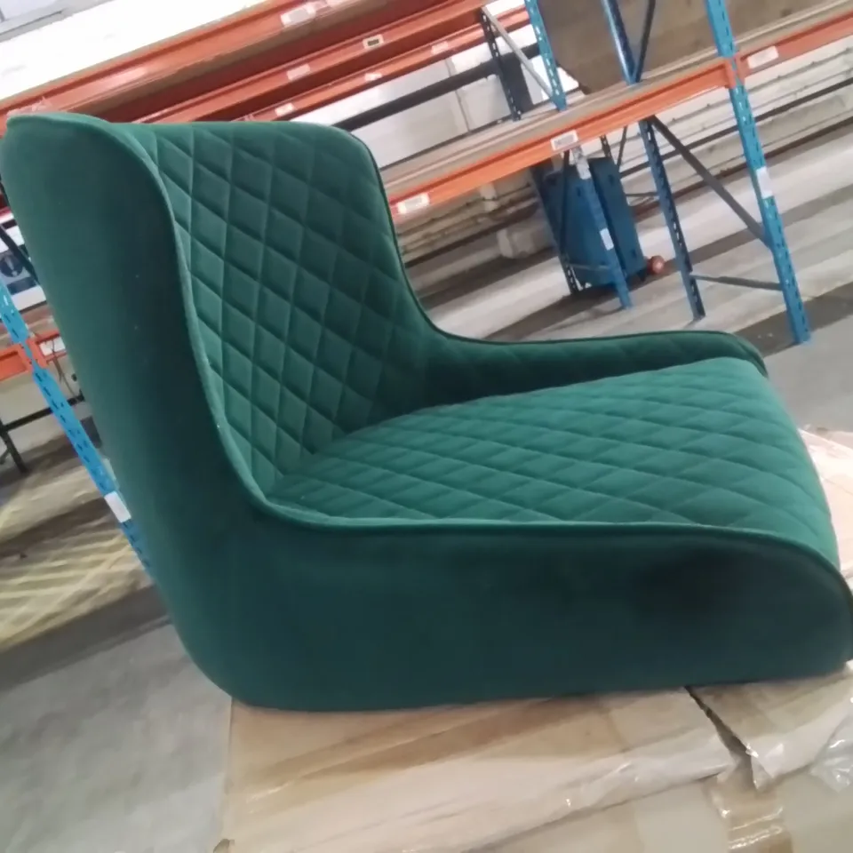 BOXED DUNDAS SET OF 2 GREEN VELVET 65CM BAR STOOLS 