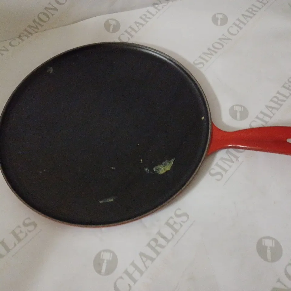 LE CREUSET DURABLE CAST IRON CREPE PAN