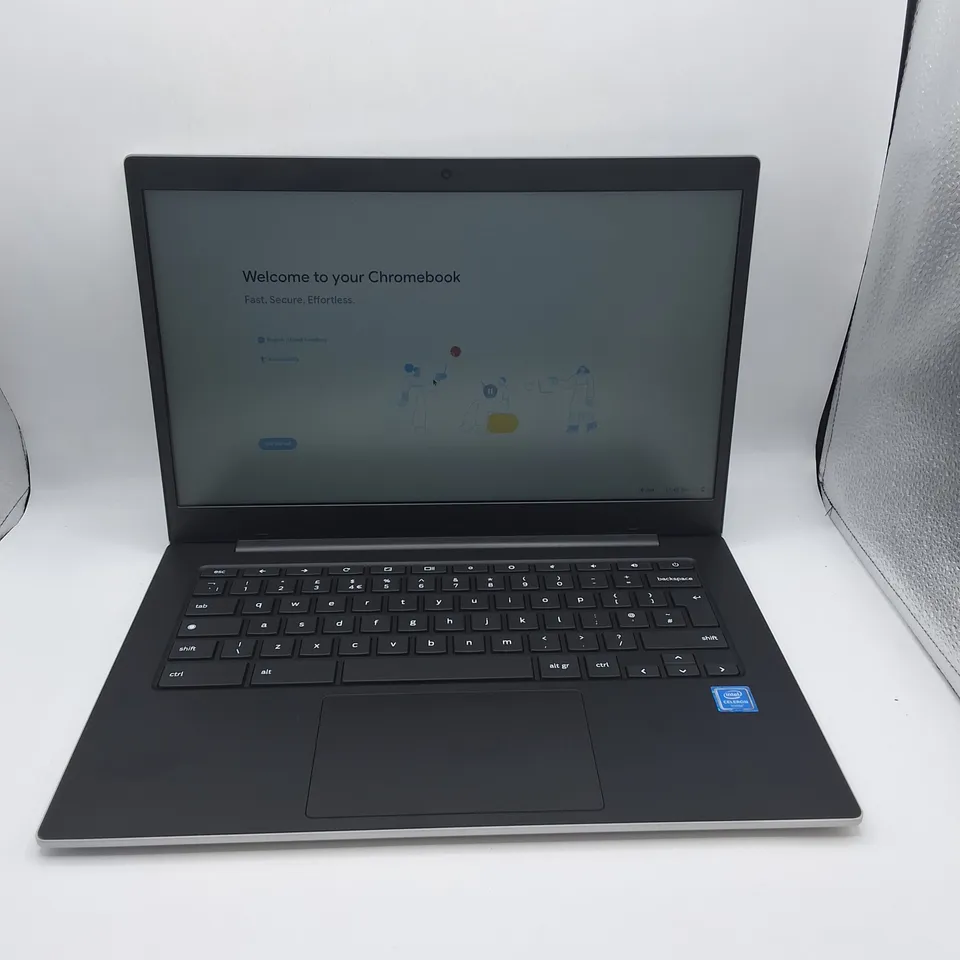 BOXED SAMSUNG GALAXY CHROMEBOOK INTEL LAPTOP IN SILVER - XE340XDA