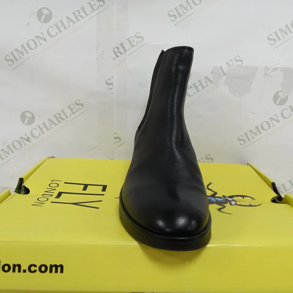 BOXED PAIR OF FLY LONDON HEELED DAKOTA BLACK BOOTS - EU 38