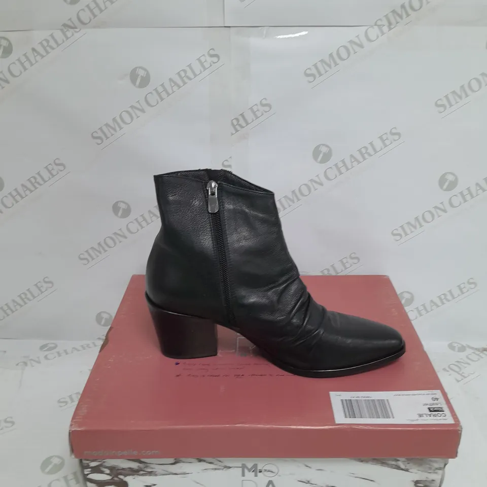 MODA BLACK ANKLE BOOTS SIZE 7