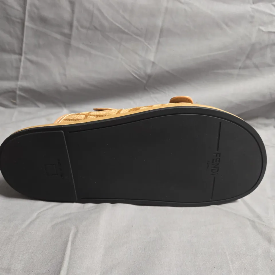 UNBOXED PAIR OF FENDI SANDALS - UK SIZE  UNSPECIFIED
