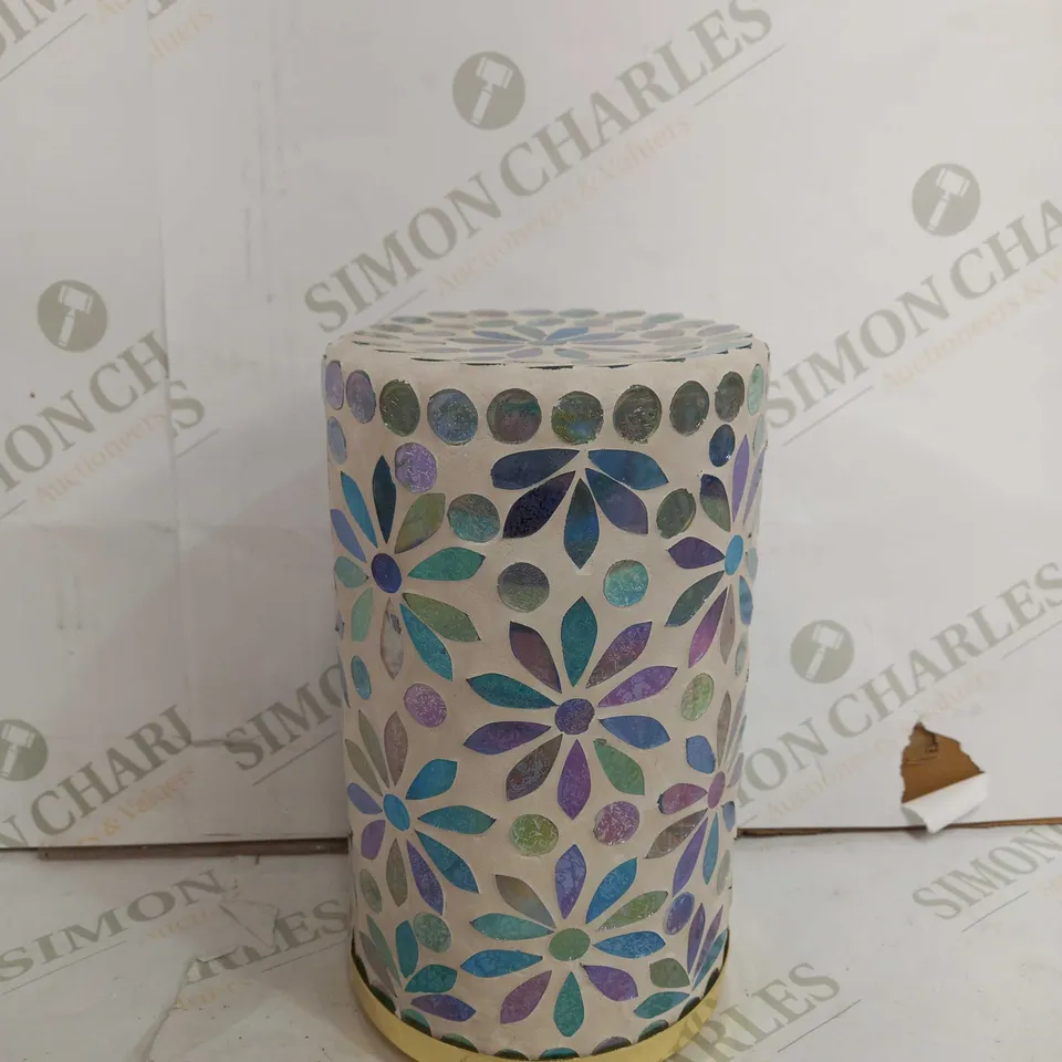 GARDEN REFLECTIONS MOSAIC FLOWER LED HURRICANE LIGHT 21CM