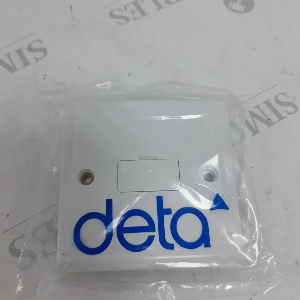 4 X DETA S1360 SLIMLINE WHITE 13A FUSED UNSWITCHED