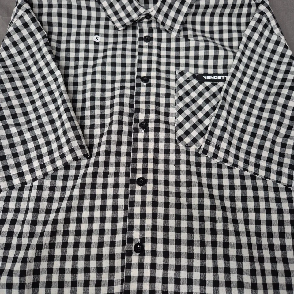 VENDETTA CHECK SHIRT IN BLACK/WHITE SIZE MEDIUM