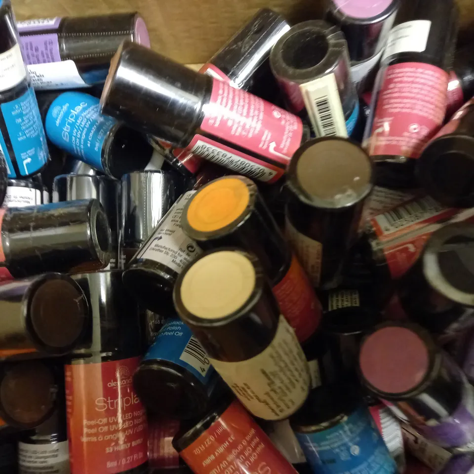 BOX OF APPROX 50 X 8ML ALESSANDRO STRIPLAC PEEL-OFF UV LED NAIL POLISH #34 SILKY MAUVE, 08 NUDE ELEGANCE, #33 HURLY BURLY, #61 CRAZY LADY, #68 ESPRESSO