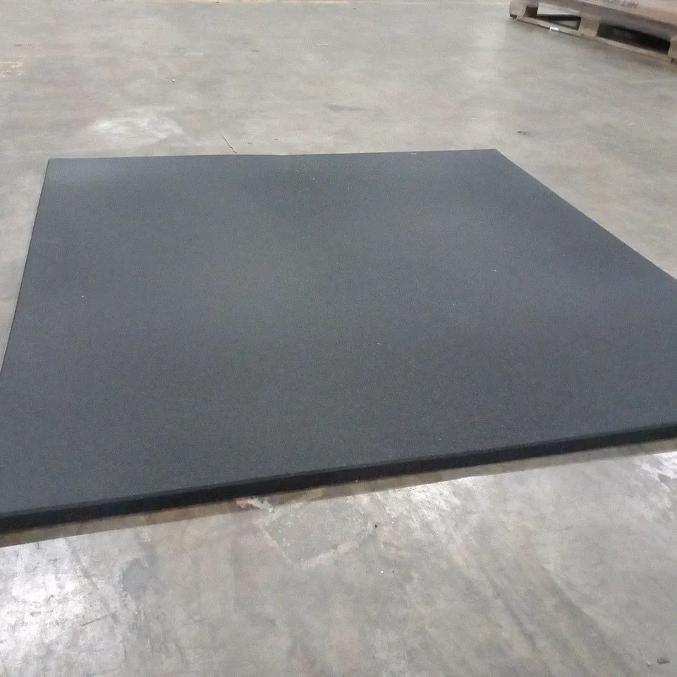 PALLET OF APPROXIMATELY 60 RUBBER FLOORING TILES (GYM) - 100CM X 100CM X 15MM 