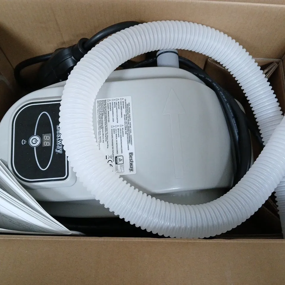 BOXED FLOW CLEAR POOL HEATER