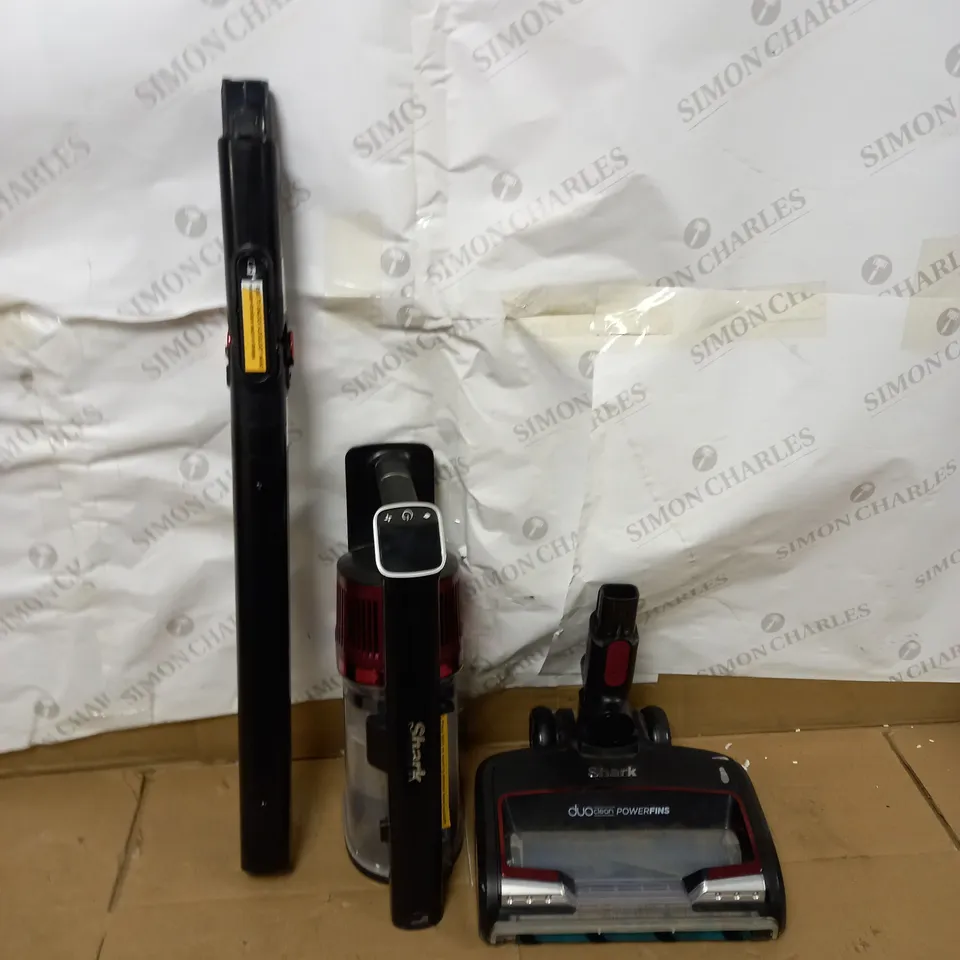 SHARK CORDLESS STICK VACUUM CLEANER 