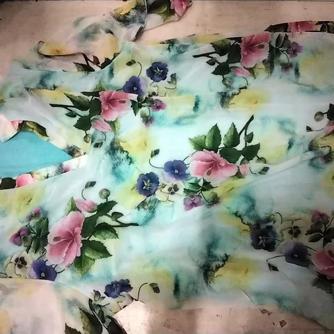 BOX CONTAINING BUTLER & WILSON TURQUOISE SHIRT SIZE XL , 10PCS