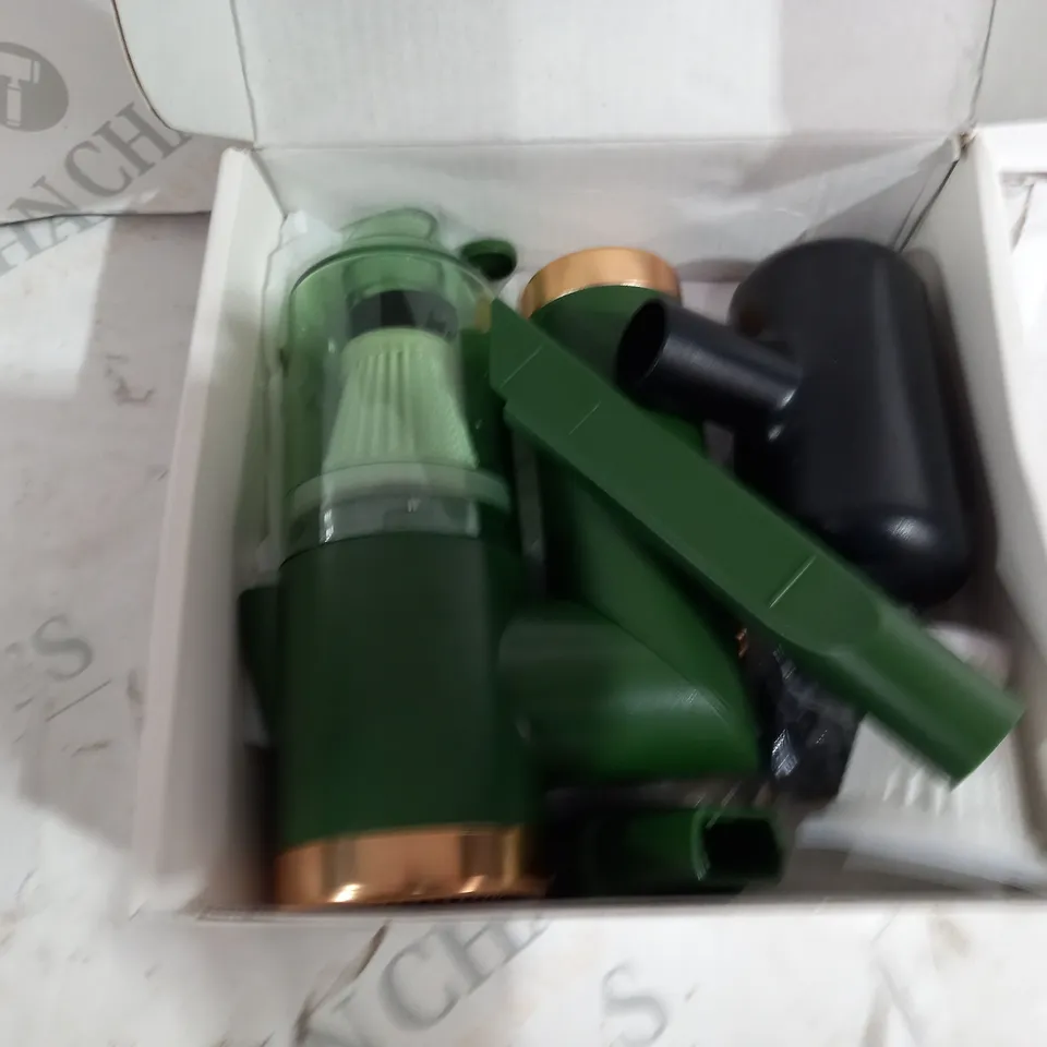 BOXED FREE FOLDING Q8 VACUUM CLEANER