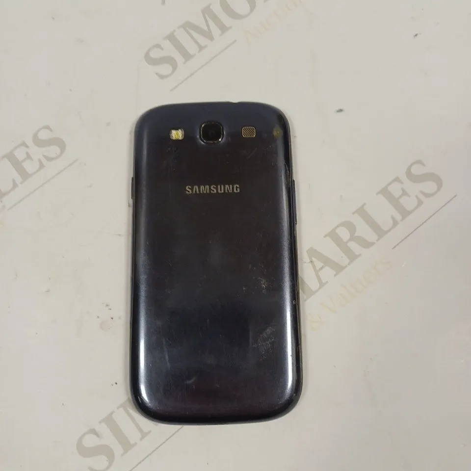 SAMSUNG GALAXY S III (GT-I9300)
