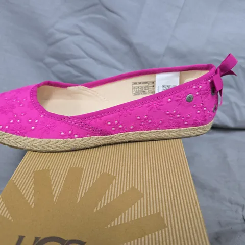 UGG TASSY PINK 2 KIDS ESPADRILLE FLATS – PINK SUEDE