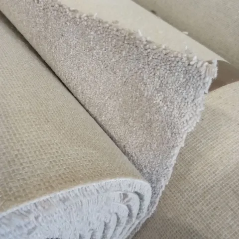 ROLL OF QUALITY LINGDALE ELITE RYELSTONE CARPET // APPROX SIZE: 4.8 x 5m