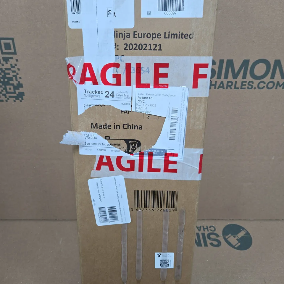 SHARK CORDLESS HANDHELD VACUUM CLEANER