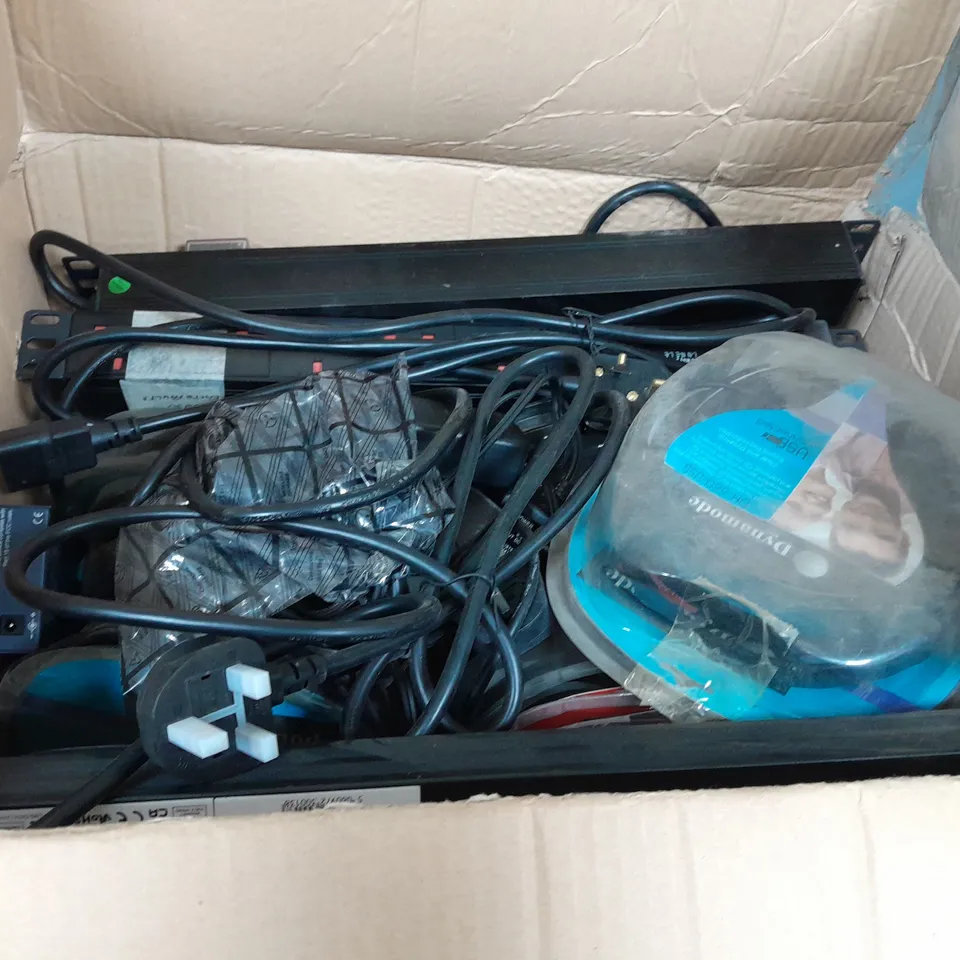 BOX OF ASSORTED ITEMS TO INCLUDE HEADSETS AND CABLES