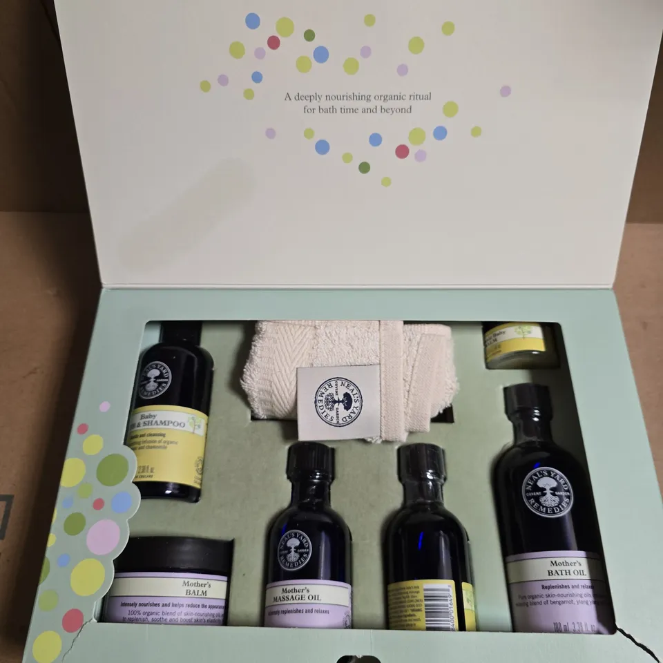 NEAL'S YARD REMEDIES ORGANIC MOTHER & BABY COLLECTION