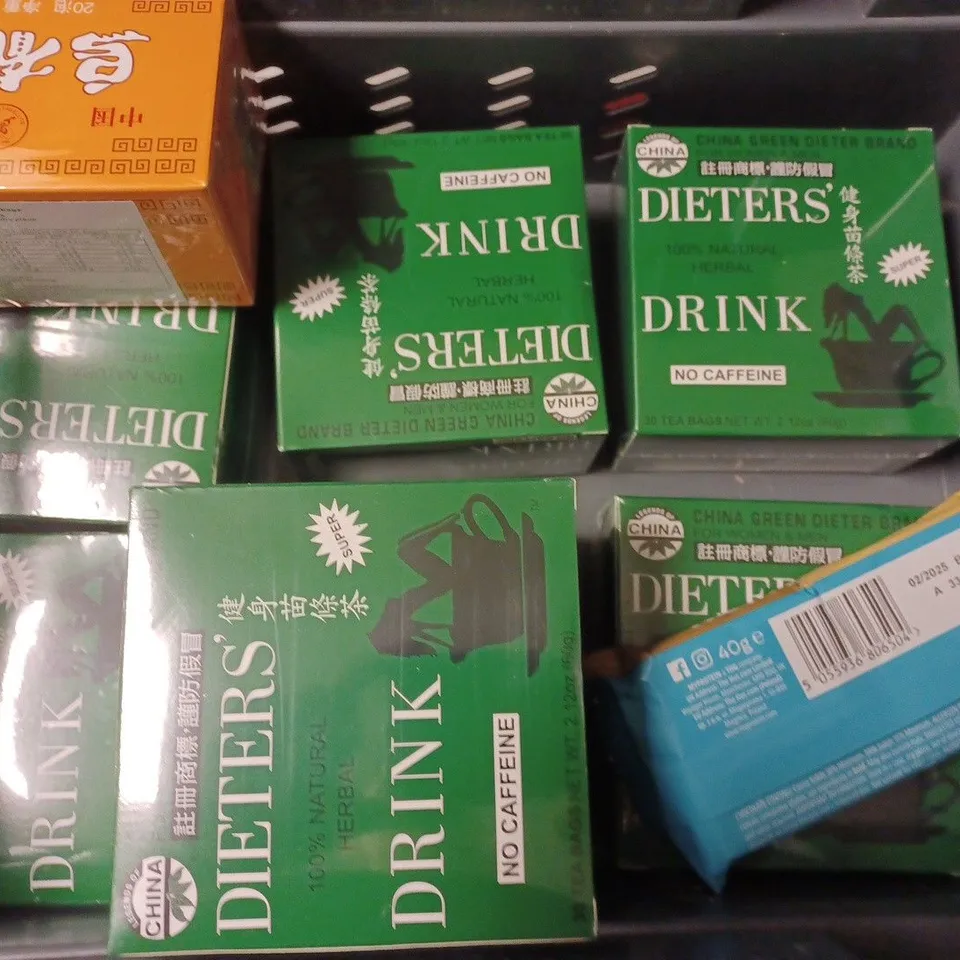 BOX OF APPROX 8 ASSORTED FOOD ITEMS TO INCLUDE - SLIMING HERB - MY PROTEIN CRISPY WAFERS - ROUNTON COFFEE ROASTERS ECT