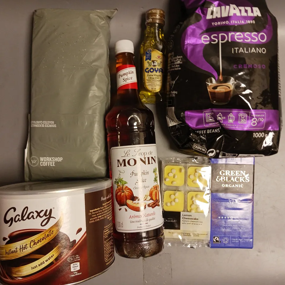 BOX OF APPROX 8 ASSORTED FOOD ITEMS TO INCLUDE - LAVAZZA ESPRESSO ITALIANO COFFEE BEANS 1000G - HOTEL CHOLOLAT LEMON CHEESECAKE CHOCOLATES - GALAXY INSTANT HOT CHOCOLATE ETC