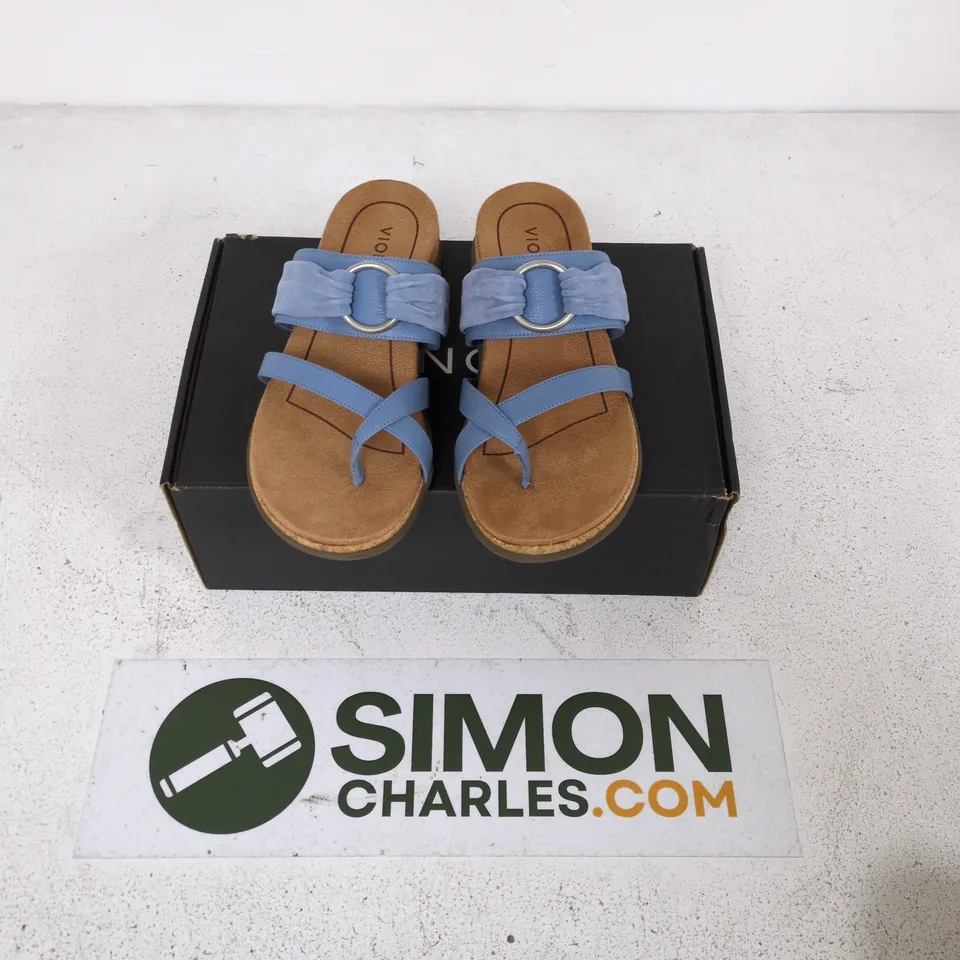 VIONIC WOMEN'S BLUE SANDALS SIZE 7