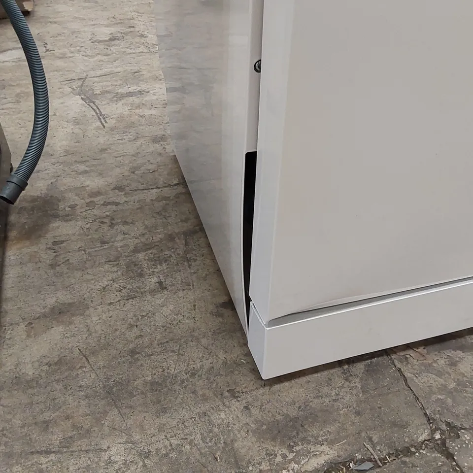 HISENSE FREESTANDING DISHWASHER - WHITE