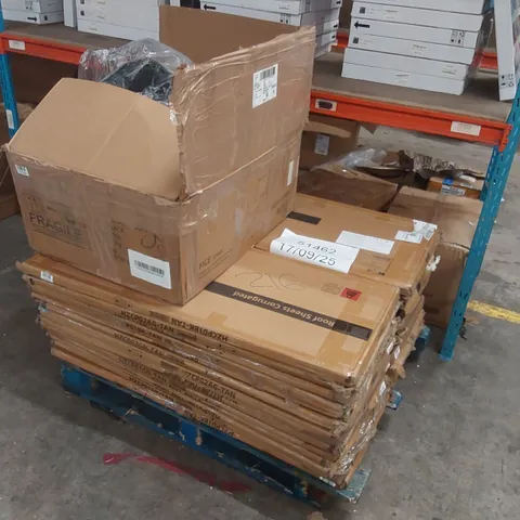 PALLET CONTAINING A VERY LARGE QUANTITY OF CORRUGATED ROOF SHEETS AND 1 BOX OF CHAIR PARTS AND OTHER ITEMS 