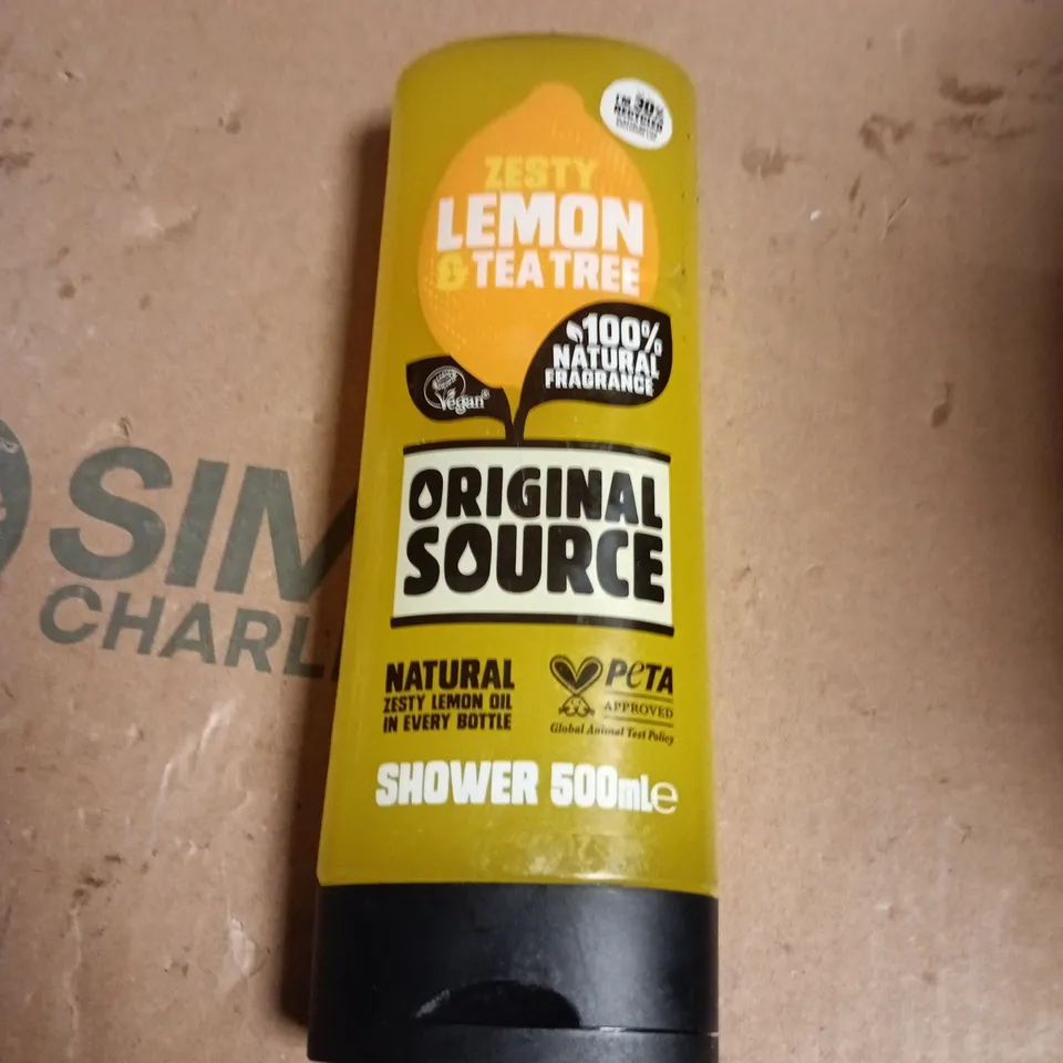 APPROXIMATELY 20 ASSORTED COSMETIC ITEMS INCLUDING HAWAIIAN BLACK SALT PEEL PADS , ORIGINAL SOURCE SHOWER GEL SOAP & GLORY BODY WASH 