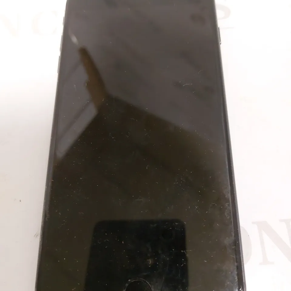 APPLE IPHONE 8 PLUS (MODEL A1897)